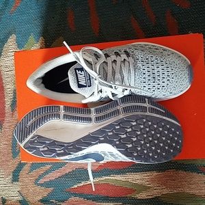 Nike Air Zoom Pegasus 35